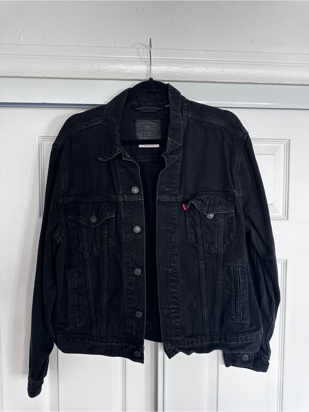 Levi’s Black Denim Jacket - Size L